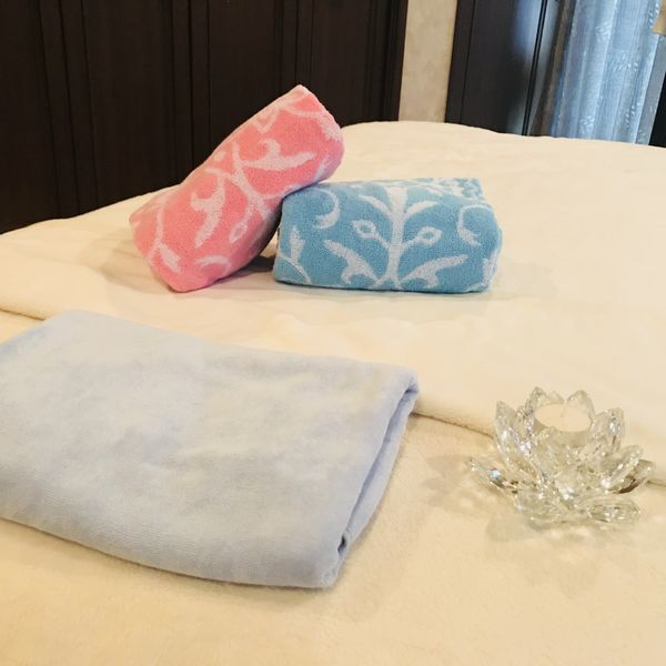 辛い腰痛でお悩みの方はYASMINの施術をぜひ一度お試しください